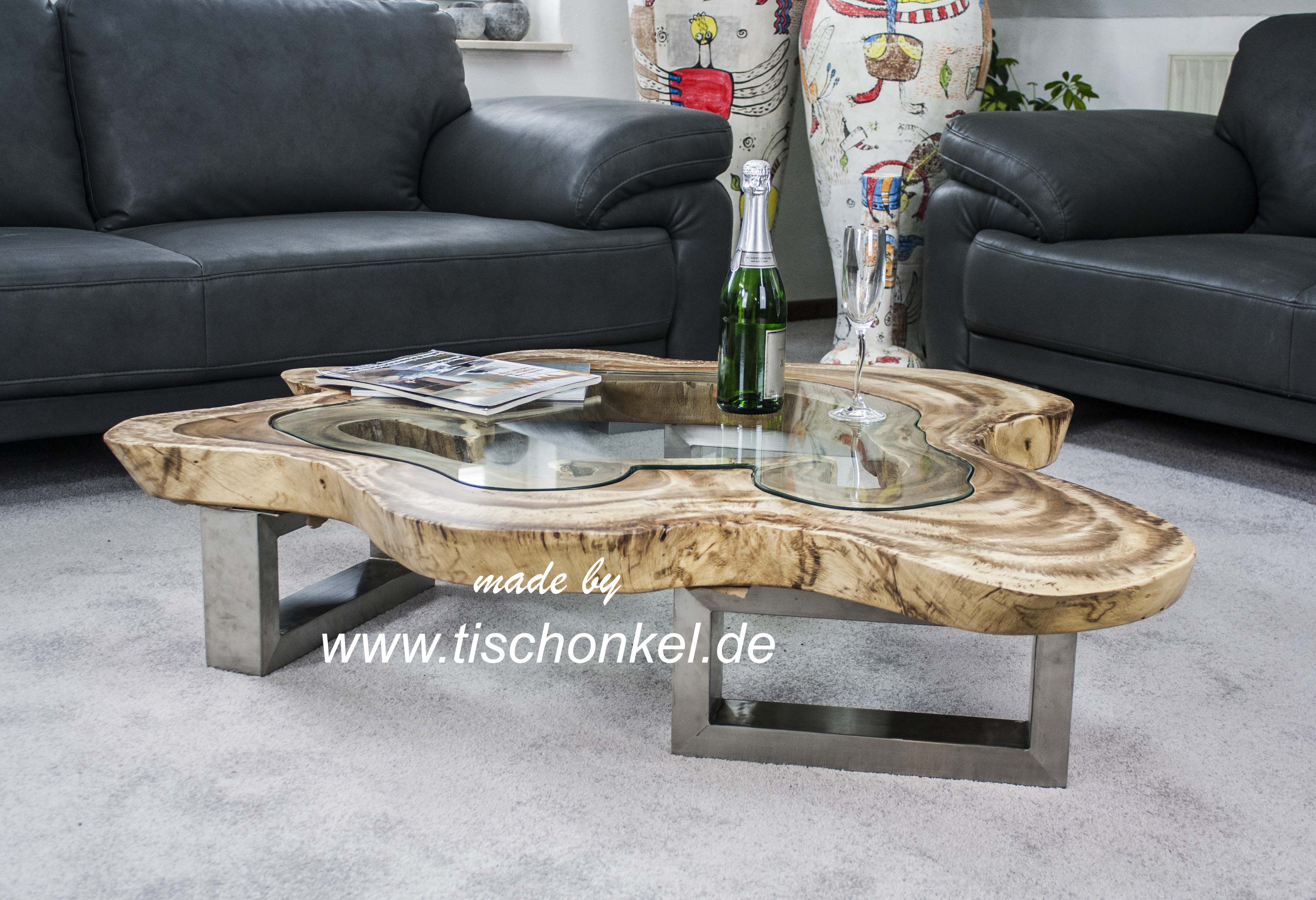 Couchtisch aus einer baumscheibe mit glasplatte : der tischonkel