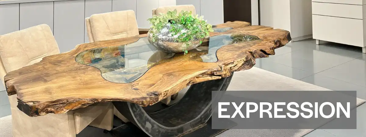 Massivholz Esstisch Expression mit Baumkante