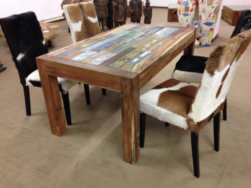 Esstisch aus recyceltem Massivholz "Boatwood"