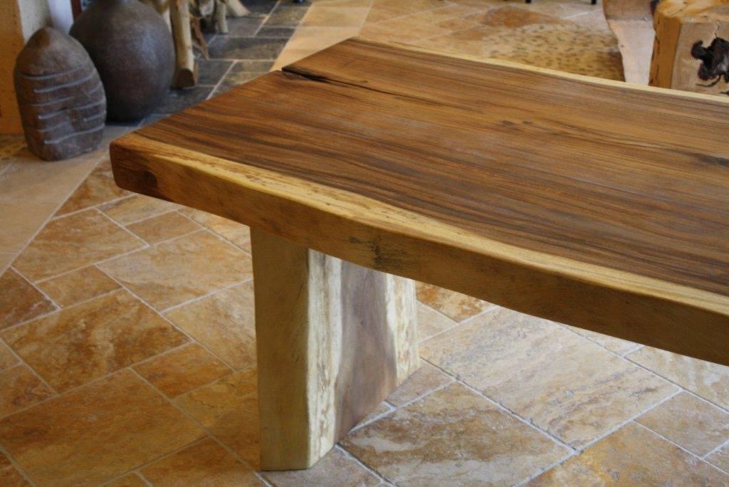 Massivholztisch Baumstamm mit Wildkante - Der Tischonkel