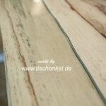 Designertisch aus Tamarind