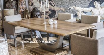 Designtisch Massivholz mit Edelstahl