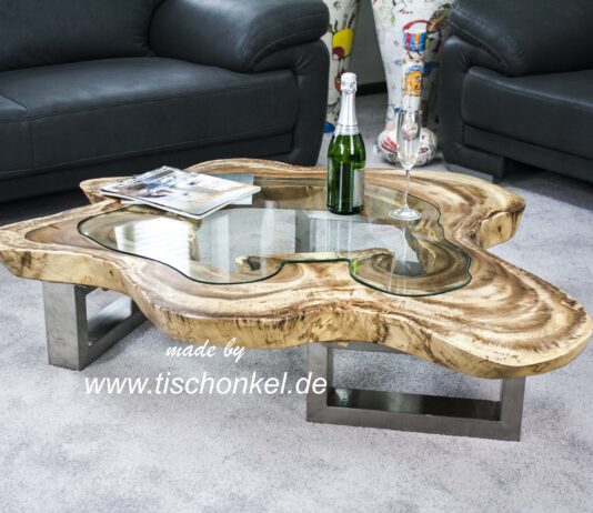 Couchtisch aus einer Baumscheibe mit Baumkante Couchtisch Baumscheibe mit Glas