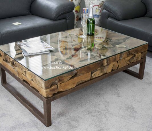 Table basse en bois ancien avec acier brut Table basse en bois ancien acier brut