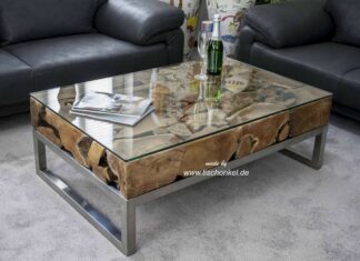 Couchtisch aus Altholz mit Edelstahl und Glas Couchtisch aus Altholz mit Edelstahl