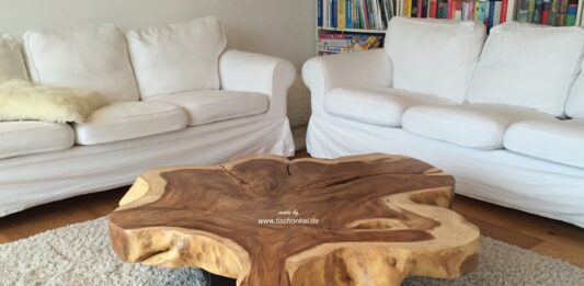 Couchtisch mit Tischplatte aus einem Baumstamm Tischplatte aus einem Baumstamm