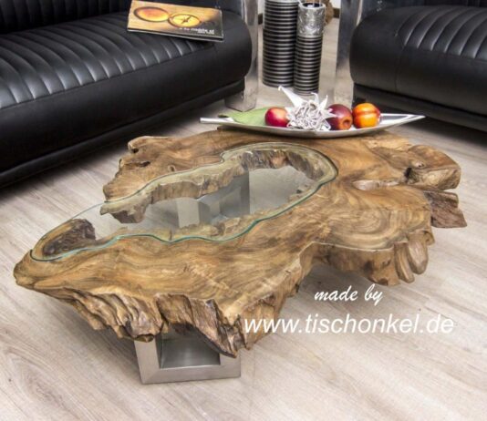 Mesa de café hecha de un tronco de árbol (teca) con inserto de vidrio Mesa de centro