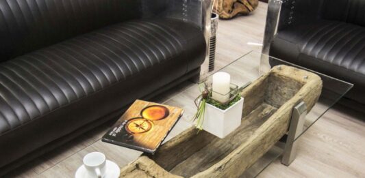 Couchtisch „Lesung“ Coffee table Lesung