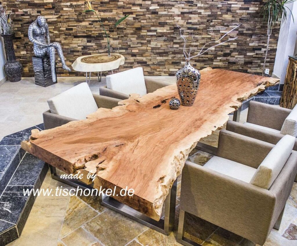 Esstisch aus einem Baumstamm - Der Tischonkel