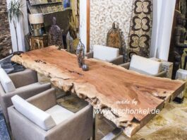 Esstisch aus einem Baumstamm Esstisch aus einem Baumstamm