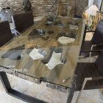 Altholz Tisch mit Glas