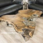 Couchtisch aus Holz massiv