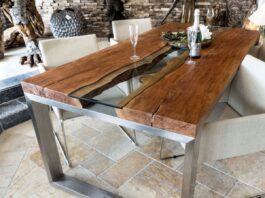 Design Esstisch aus Holz (250 x 100 cm) Design Esstisch aus Holz mit Edelstahl und Glas