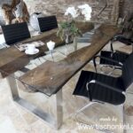 Esstisch aus Altholz der Serie „Old Java“ Esstisch aus Altholz Serie Old Java