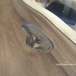 Esstisch mit Edelstahl Holz und Glas