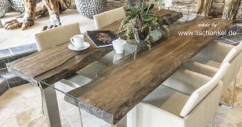 Designer Esstisch aus Holz