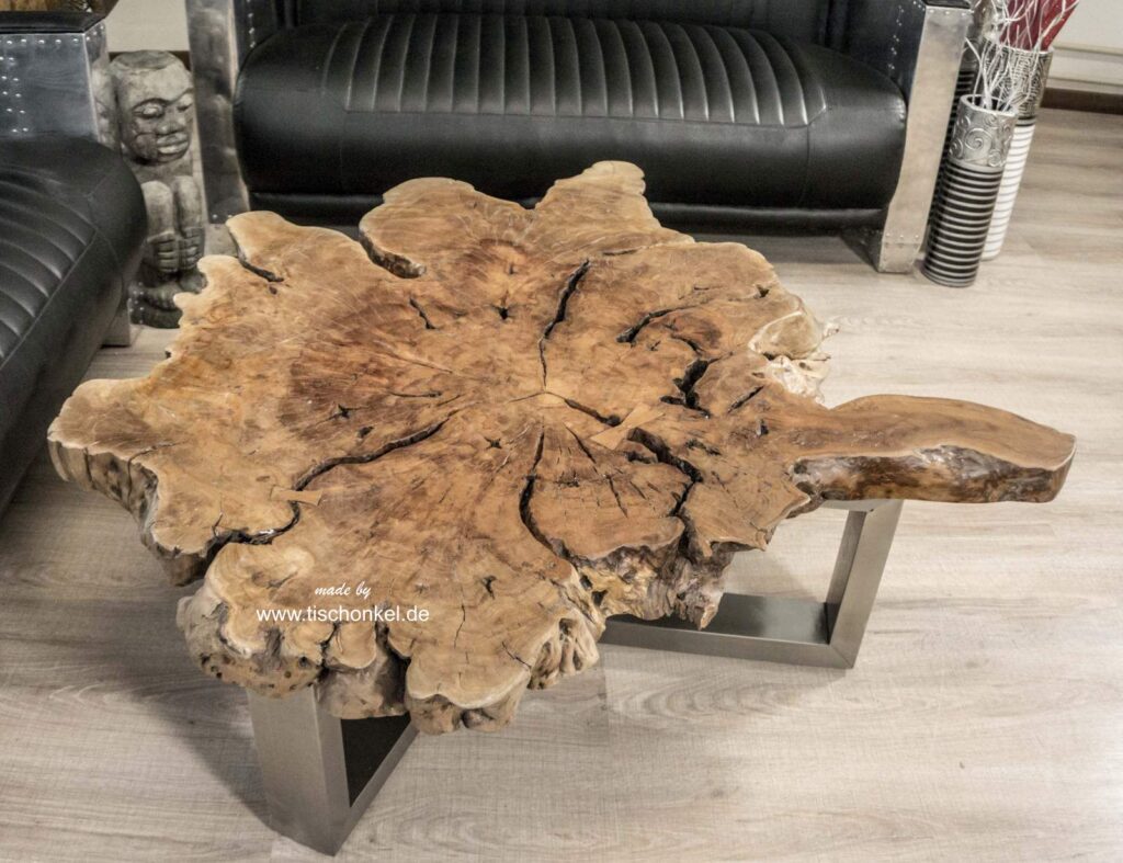 Couchtisch aus Holz