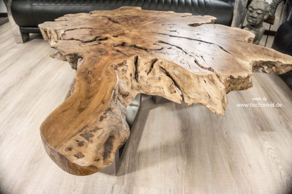 Couchtisch aus Holz
