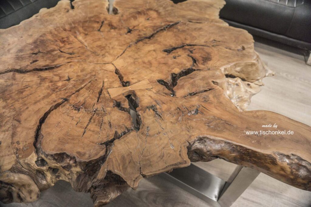 Couchtisch aus Holz