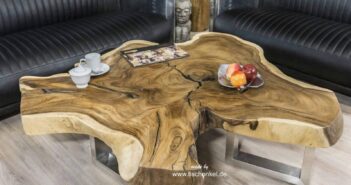Couchtisch aus einer Suar Baumscheibe