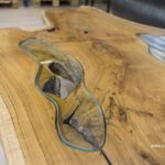 Kleiner Couchtisch aus Holz