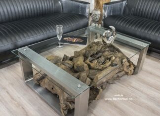 Moderner Designer Couchtisch Moderner Designer Couchtisch aus Altholz mit Glasplatte