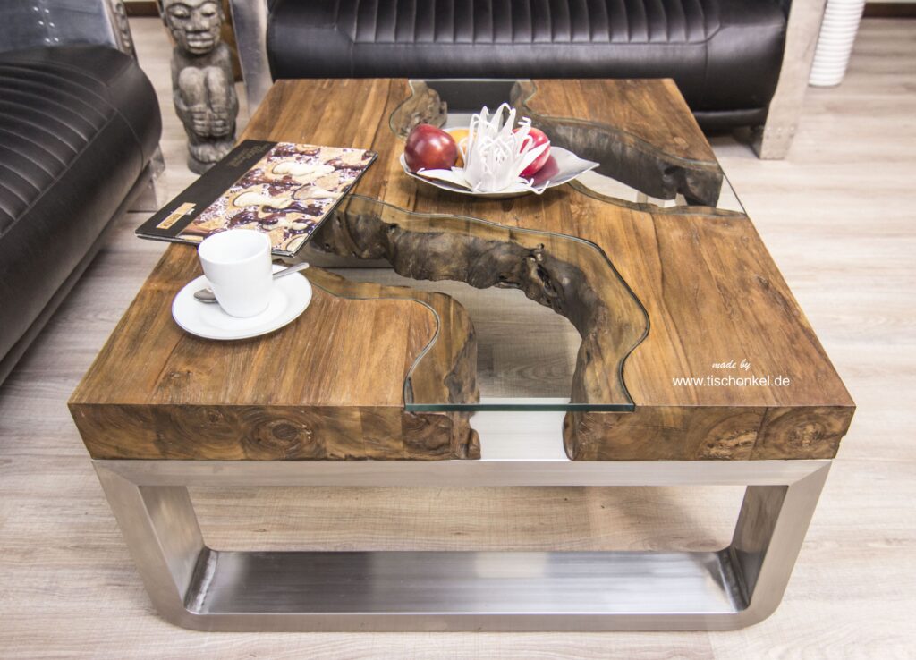 Couchtisch aus Holz 100x80 cm