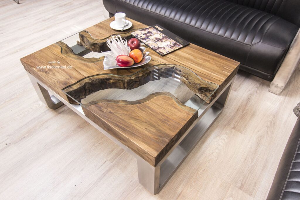 Couchtisch aus Holz 100x80 cm