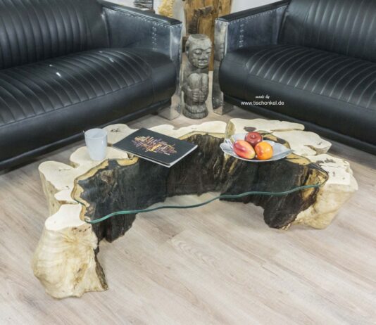 Einzelstück Couchtisch aus einem Baumstumpf halbrund mit Baumkante Einzelstück Couchtisch aus einem Baumstumpf halbrund mit Glasplatte