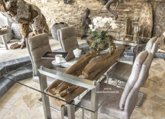 Moderner Esstisch aus Holz und Edelstahl Moderner Esstisch aus Holz und Edelstahl