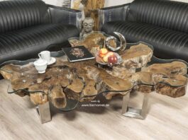 Rustikaler Couchtisch aus einer Baumwurzel Rustikaler Couchtsich aus einer Baumwurzel