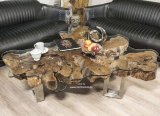 Rustikaler Couchtisch aus einer Baumwurzel Rustikaler Couchtsich aus einer Baumwurzel