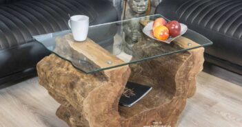 Couchtisch aus einem Baumstumpf von Gerken Wohndesign