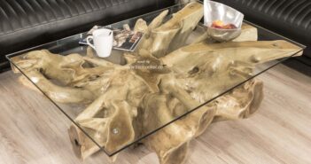 Eckiger Couchtisch 120x80 cm aus einer Baumwurzel