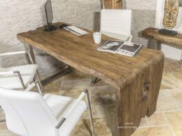 Schreibtisch aus Massivholz von „GERKEN Wohndesign“ Schreibtisch aus Massivholz mit individuellem Design