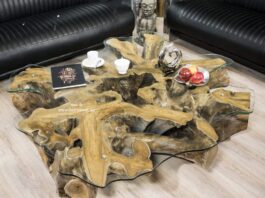 Wohnzimmertisch aus einer Baumwurzel im Format 120 x 120 cm Wohnzimmertisch aus einer Baumwurzel 120x120 cm mit Glasplatte (1)