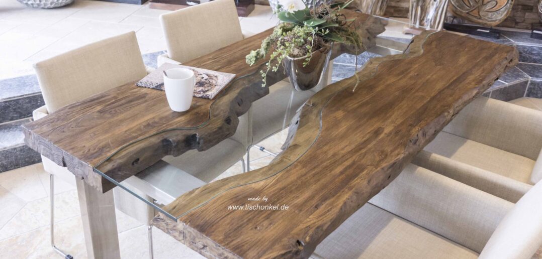 Extravaganter Esstisch "Old Elements" - Der Tischonkel
