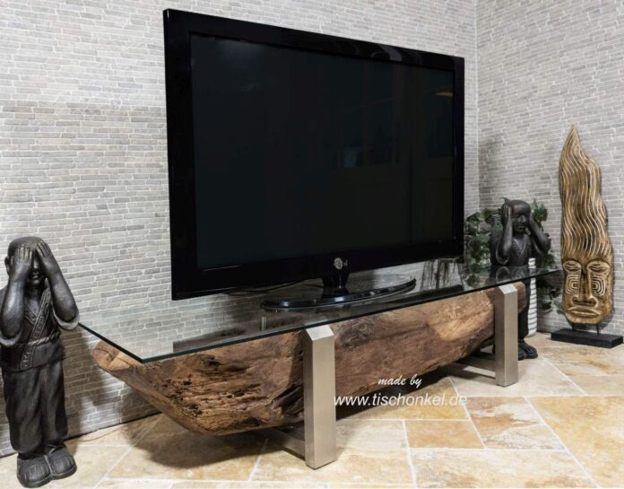 TV-Board aus Holz