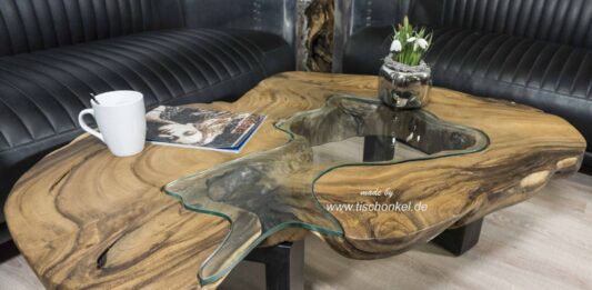 Beeindruckender Couchtisch aus einer Baumscheibe „Lakeside“ Beeindruckender Couchtisch aus einer Baumscheibe