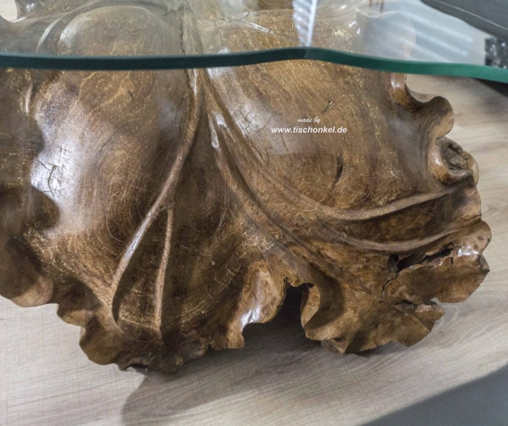 Außergewöhnlicher Couchtisch von "GERKEN Wohndesign" Aussergewöhnlicher Couchtisch