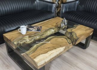 Couchtisch günstig mit Holz, Rohstahl und Glas Couchtisch günstig
