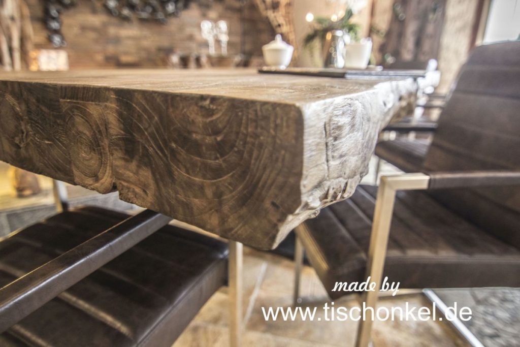 Konferenztisch aus Holz direkt aus dem Outlet - Der Tischonkel