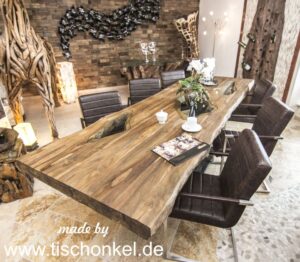 Konferenztisch aus Holz