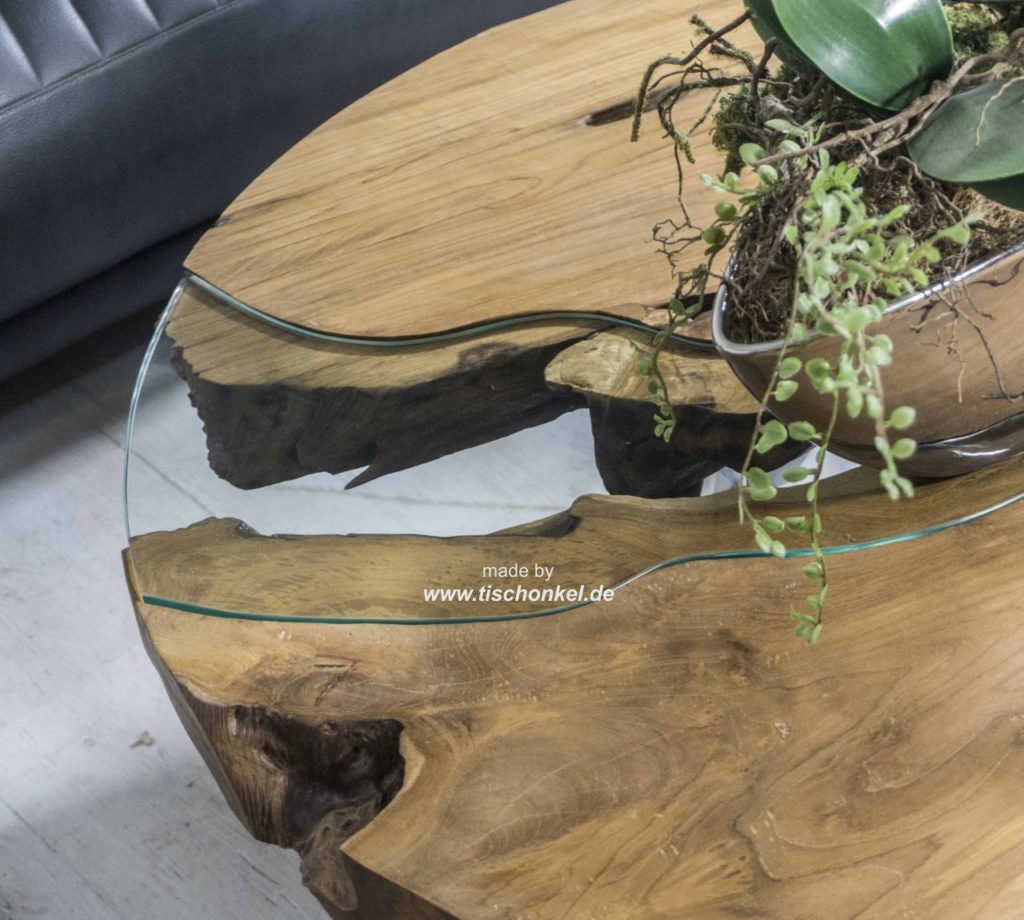 Couchtisch rund mit spektakulärem Mittelglas