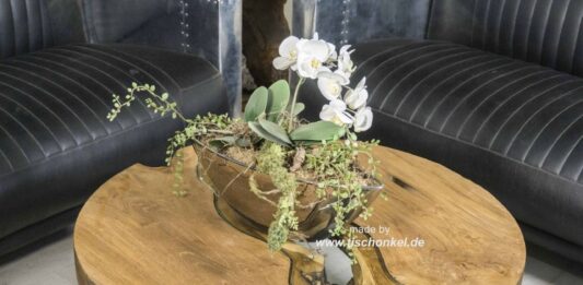 Couchtisch rund mit spektakulärem Mittelglas Couchtisch rund mit spektakulärem Mittelglas