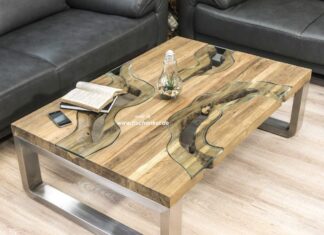 Wohnzimmertisch aus Holz mit Edelstahl Wohnzimmertisch aus Holz mit Edelstahl