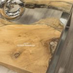 Couchtisch aus Holz mit glas