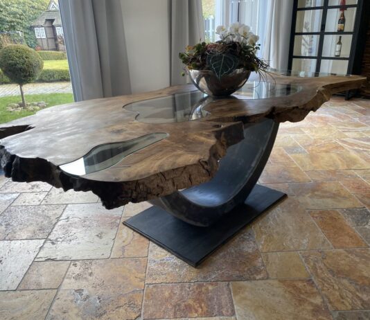 Massivholz Esstisch aus Wurzelholz mit Glas Massivholz Esstisch