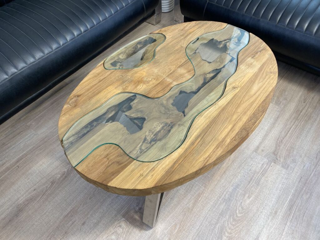 Besondere Couchtische aus Holz Couchtisch Fjord oval