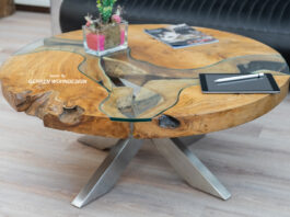 Kleiner runder Couchtisch aus Holz Kleiner runder Couchtisch